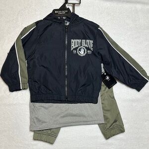 NWT Body Glove boys 3 piece set- wind breaker, tee, and joggers 2t